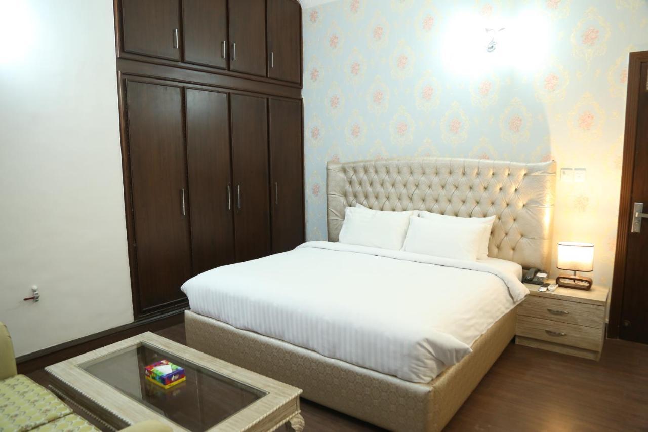 Royal Grace Guest House 이슬라마바드 외부 사진
