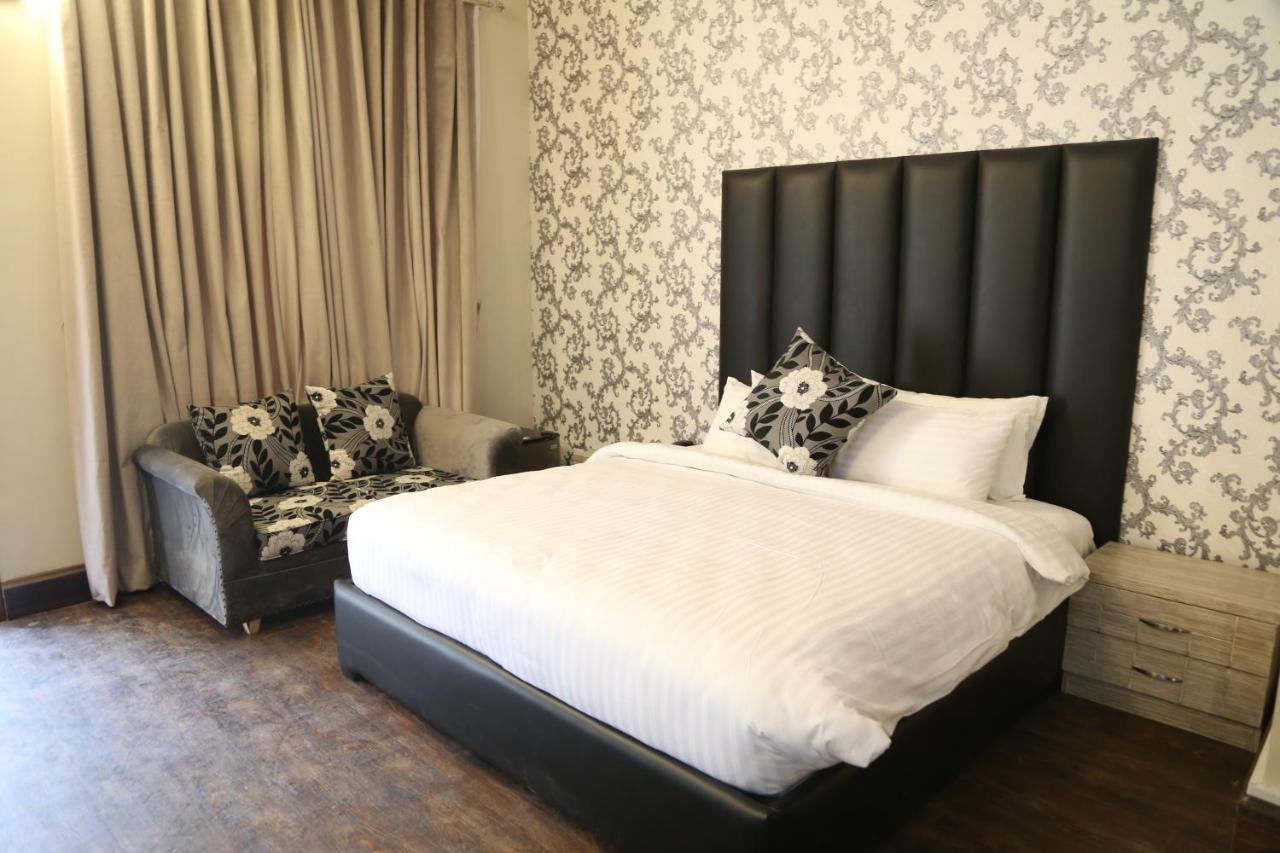 Royal Grace Guest House 이슬라마바드 외부 사진